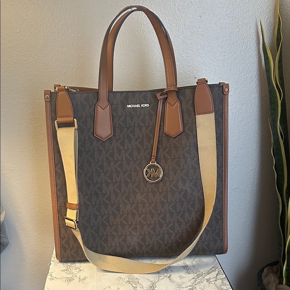 Michael Kors Large North South Tote Brown MK Signature Crossbody Bag $398 Tag